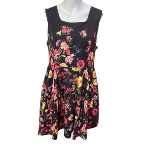Yumi Floral Sleeveless Dress Back Zip Size US 10/12.